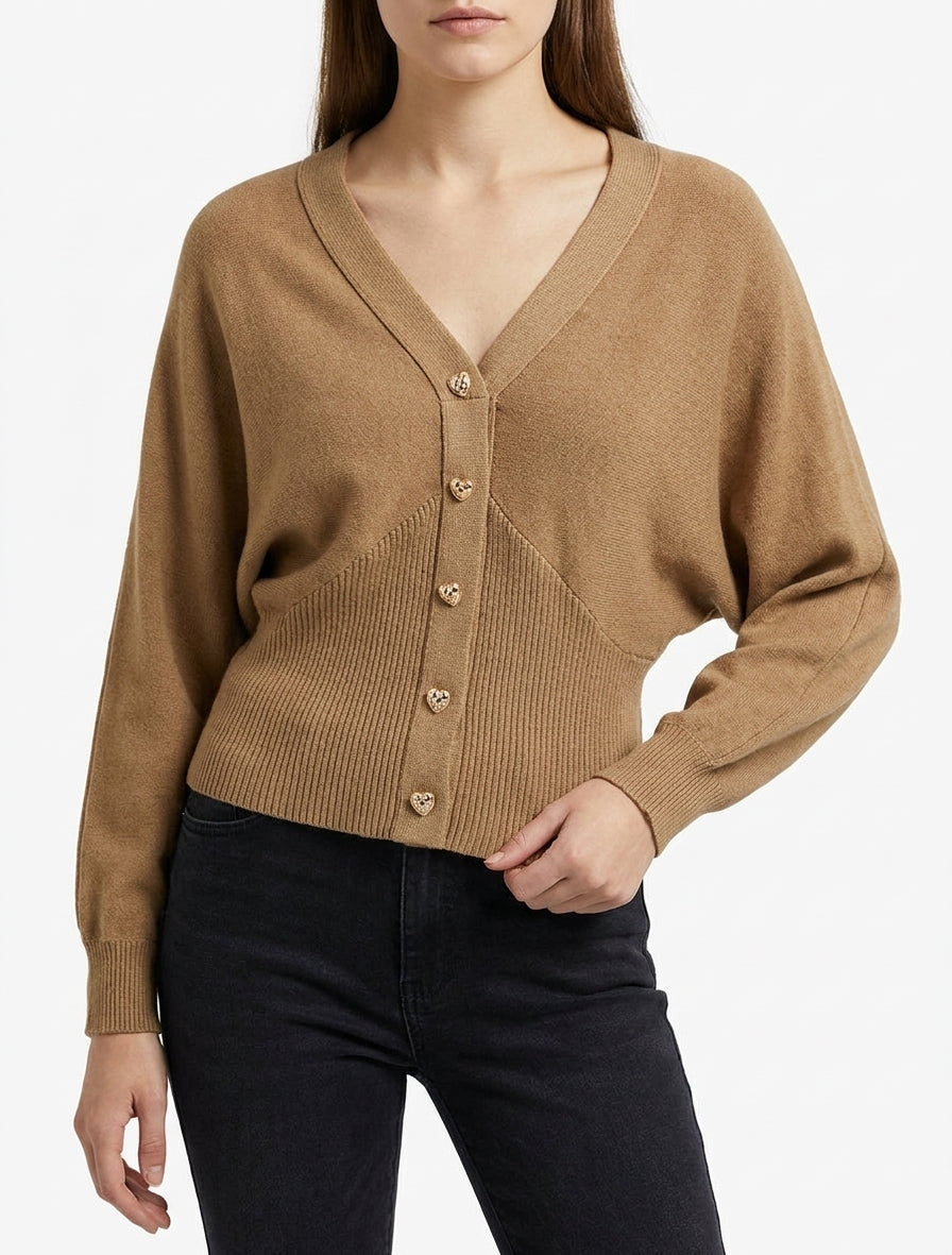 Pull à boutons décoratifs coeurs - Camel