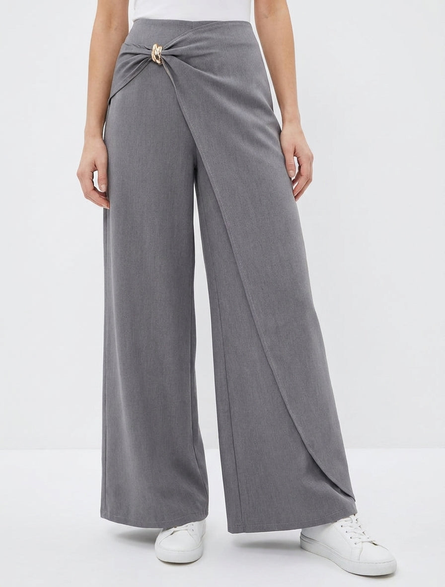 Pantalon ample à pan et bijou métallique - Gris