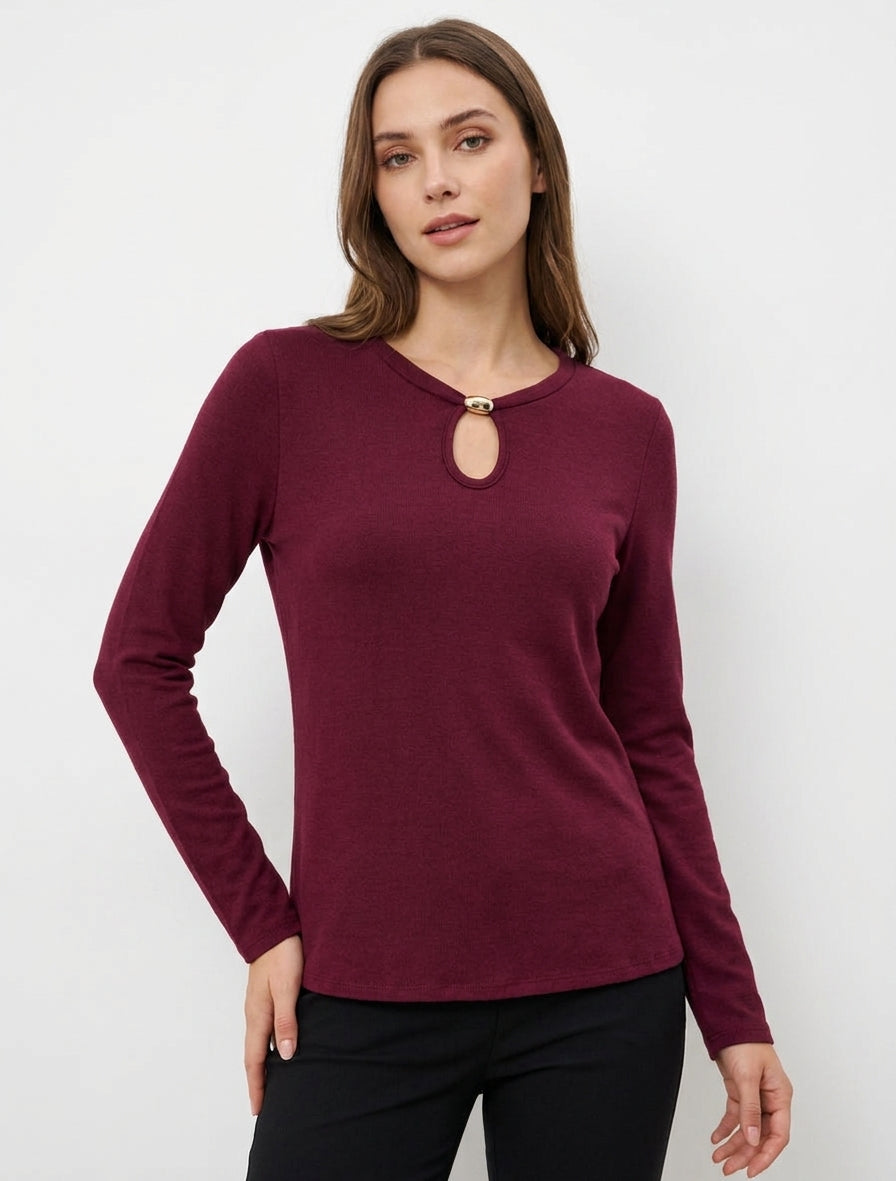 Pull droit à col rond avec ouverture goutte et bijou - Bordeaux