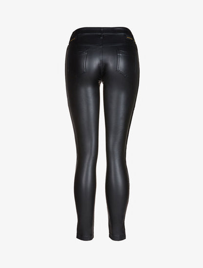 Pantalon slim en simili à plis sur les côtés - noir - 2