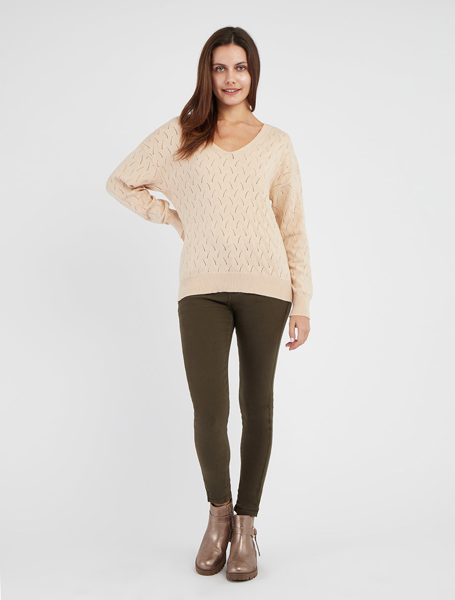 Pull uni à col V et détail ajouré - Beige