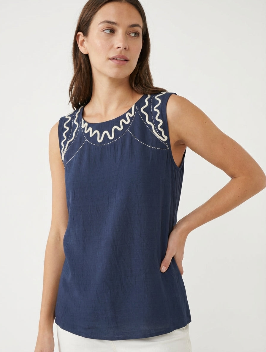 Top uni à détail broderies vagues - Marine