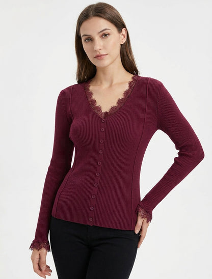 Pull ajusté à col V dentelle et boutons - Violine