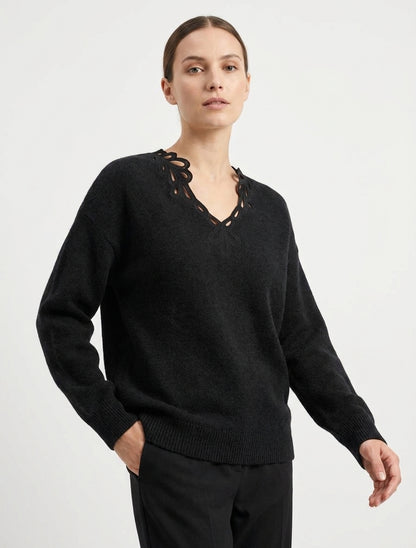 Pull uni à col V ajouré - Noir