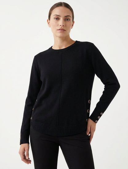Pull col rond à empiècement œillets - Noir
