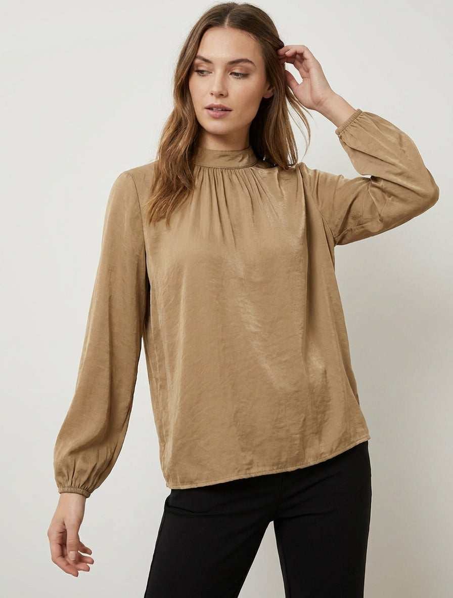Blouse satinée à poignets élastiqués - Camel