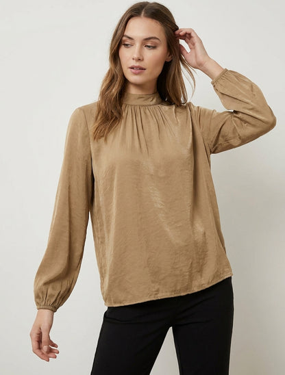 Blouse satinée à poignets élastiqués - Camel