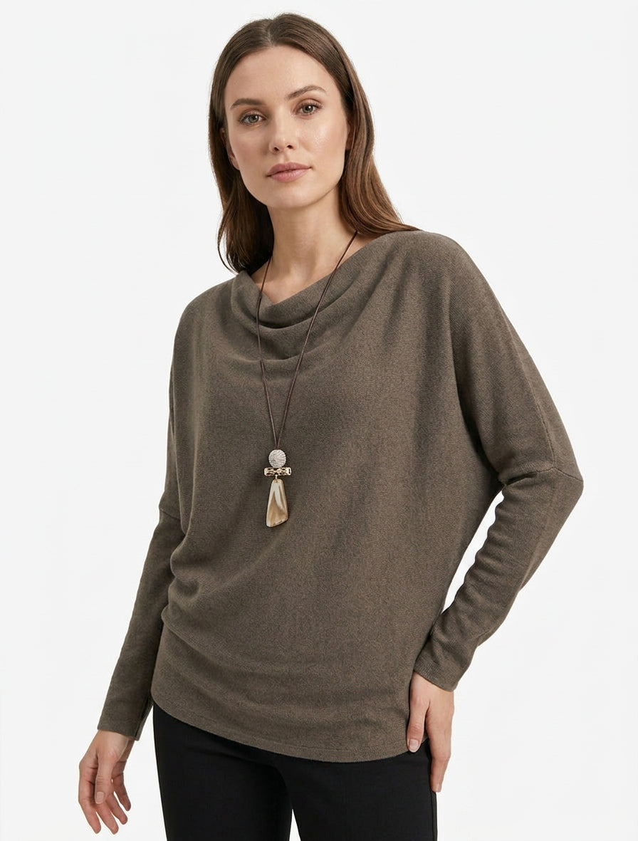 Pull fin à manches chauve-souris et col bénitier - Taupe foncé