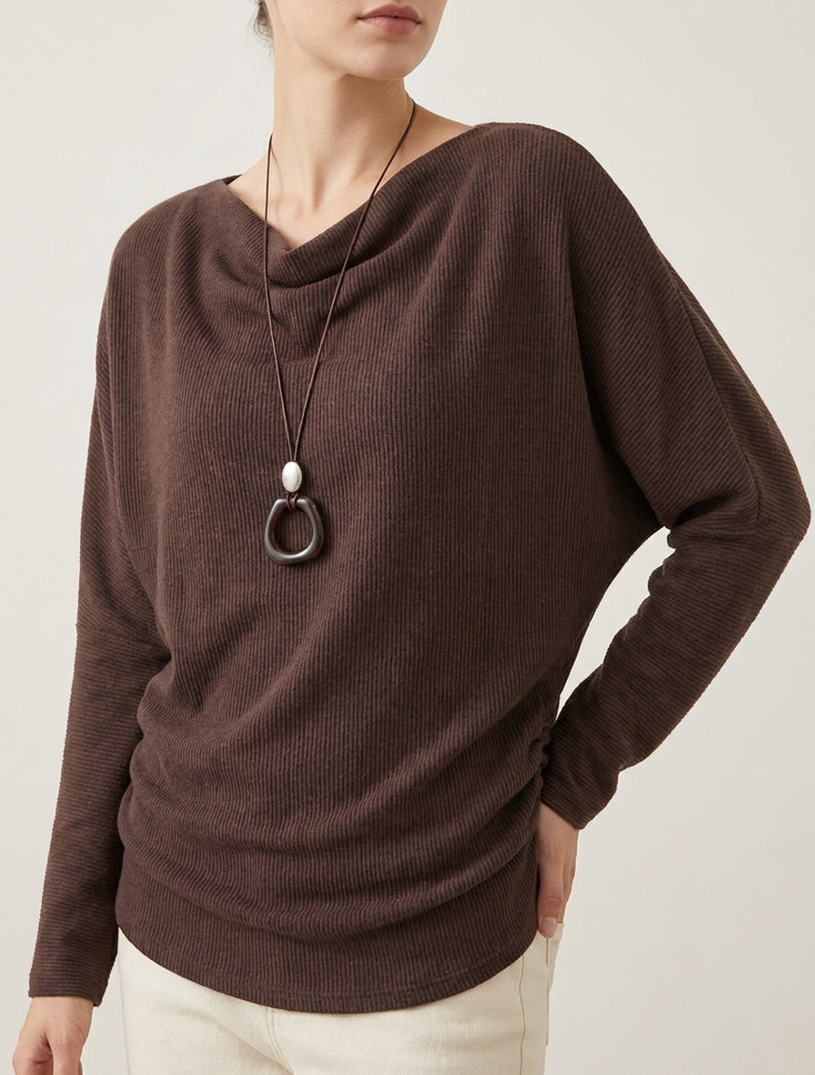Pull côtelé à manches chauve-souris et col bénitier - Marron