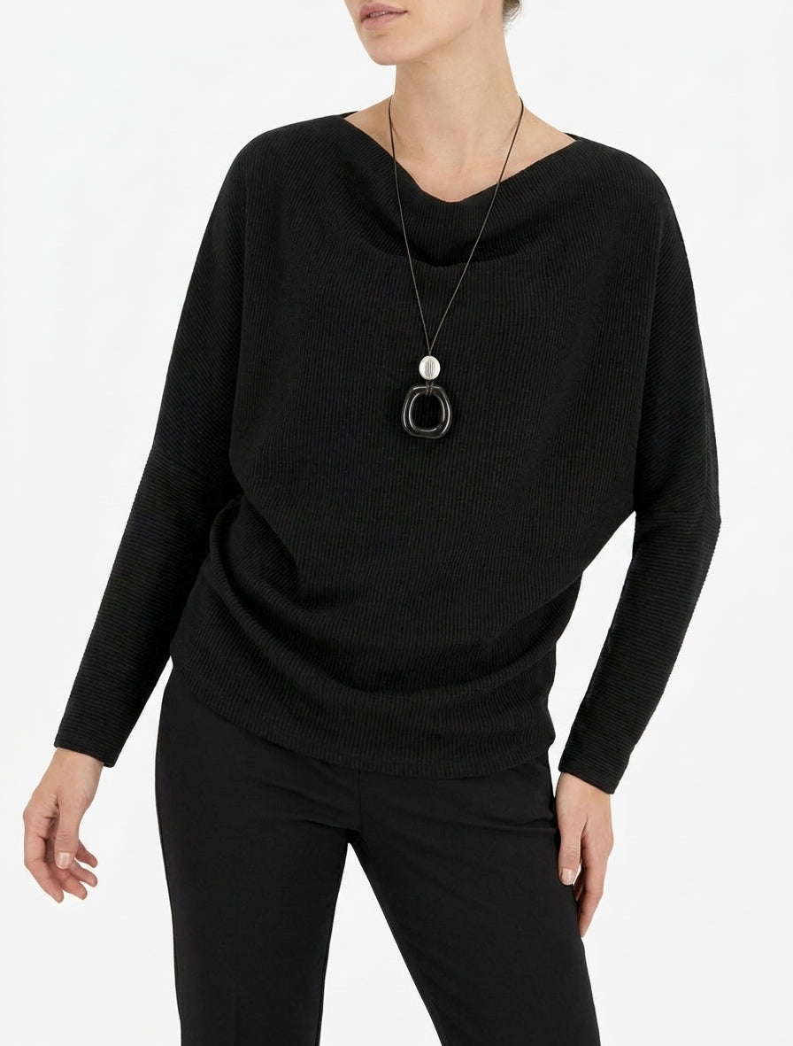 Pull côtelé à manches chauve-souris et col bénitier - Noir