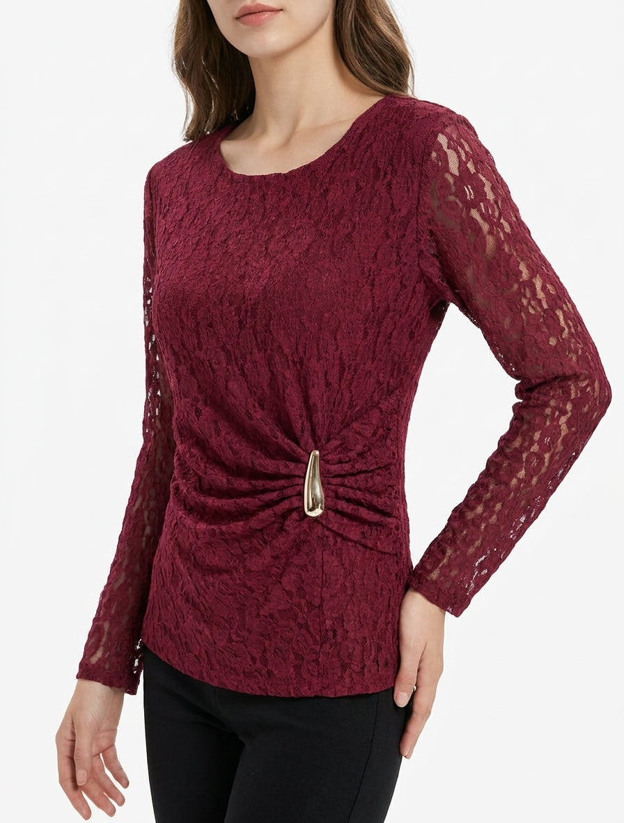 Top en dentelle à effet drapé et bijou métal - Lie de vin