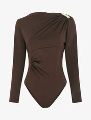 Body satiné à col asymétrique et bijou - Marron - 1
