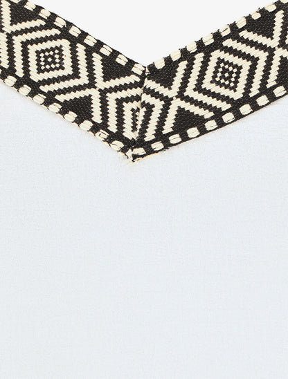 Débardeur droit col V motif ethnique - Blanc - 3