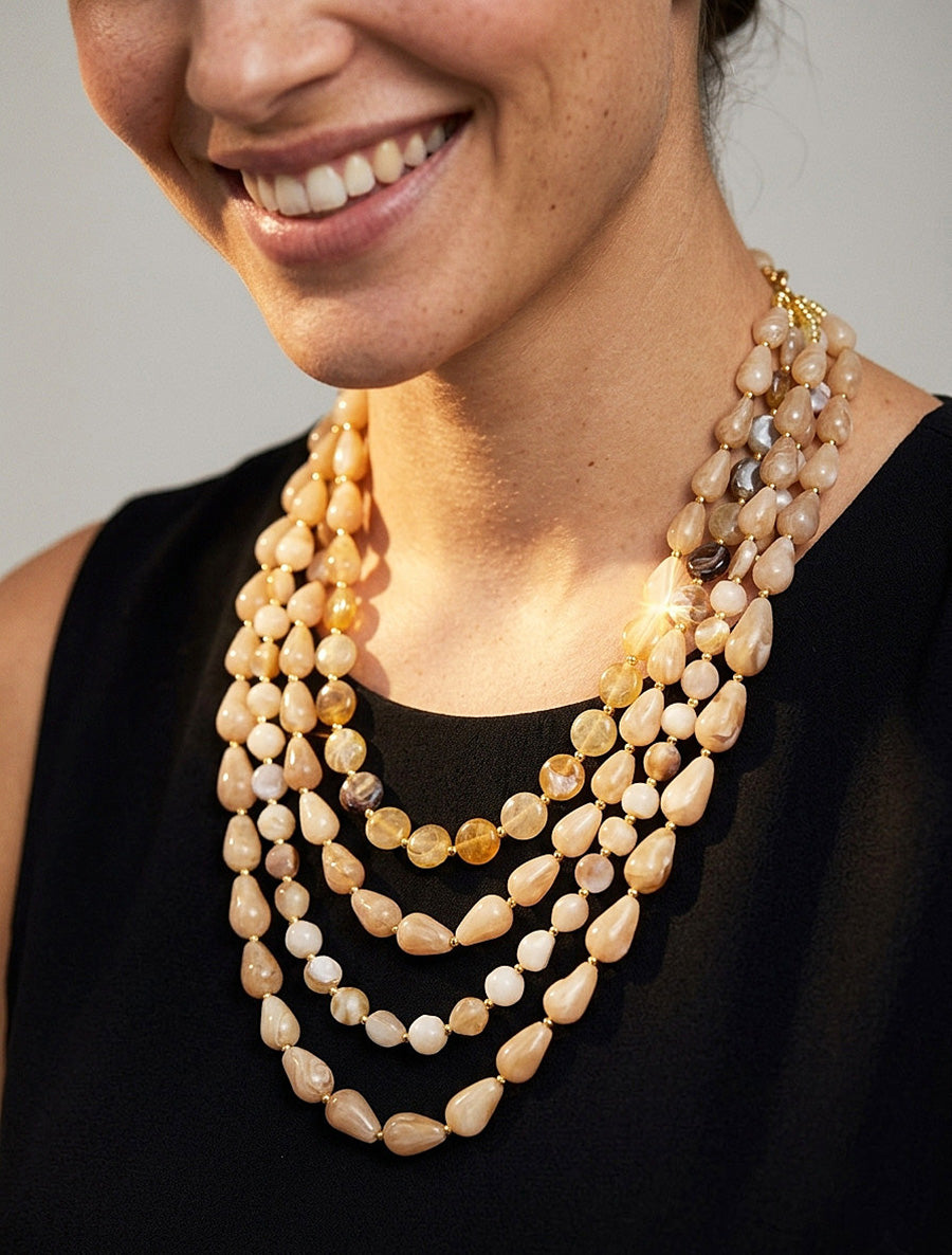 Sautoir à perles en résine - Beige - 1