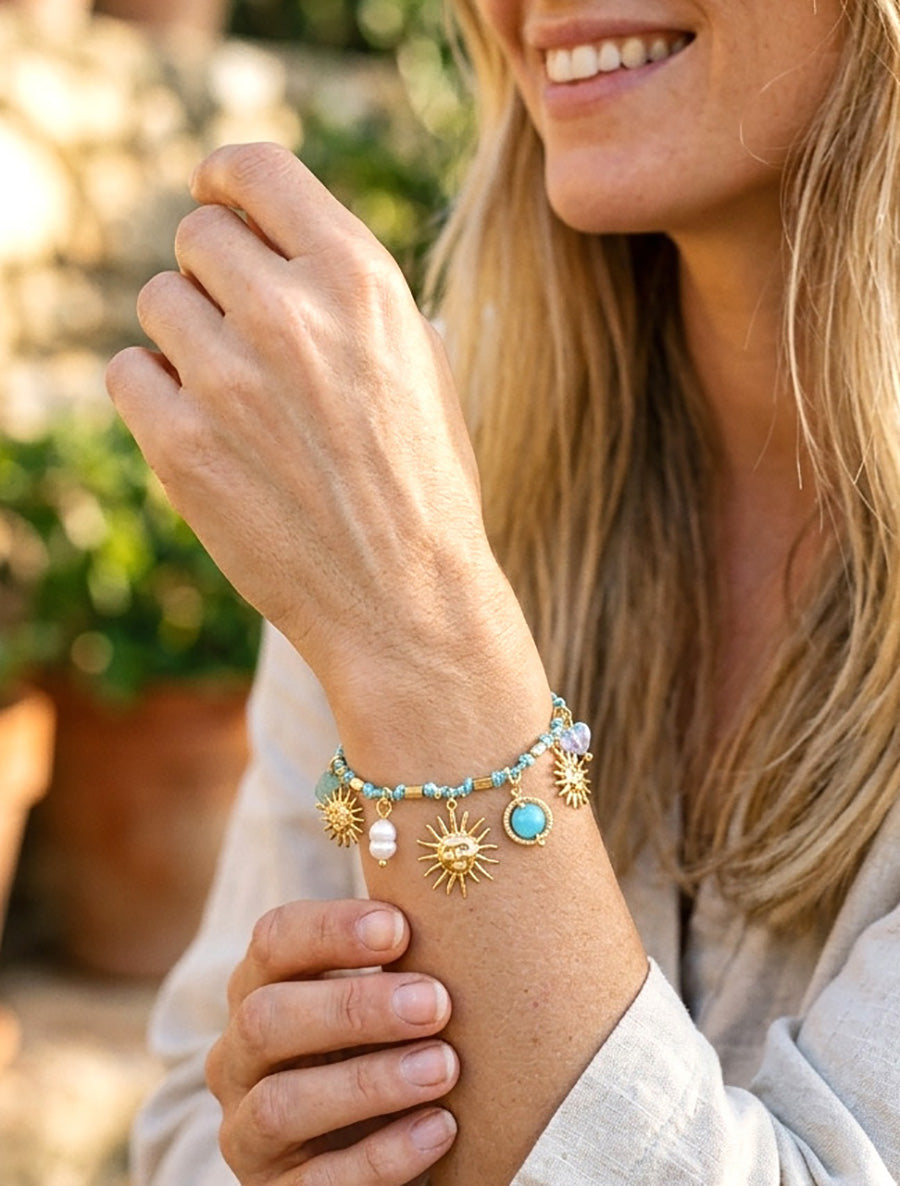 Bracelet corde à charms soleil et perles - Or/bleu - 1
