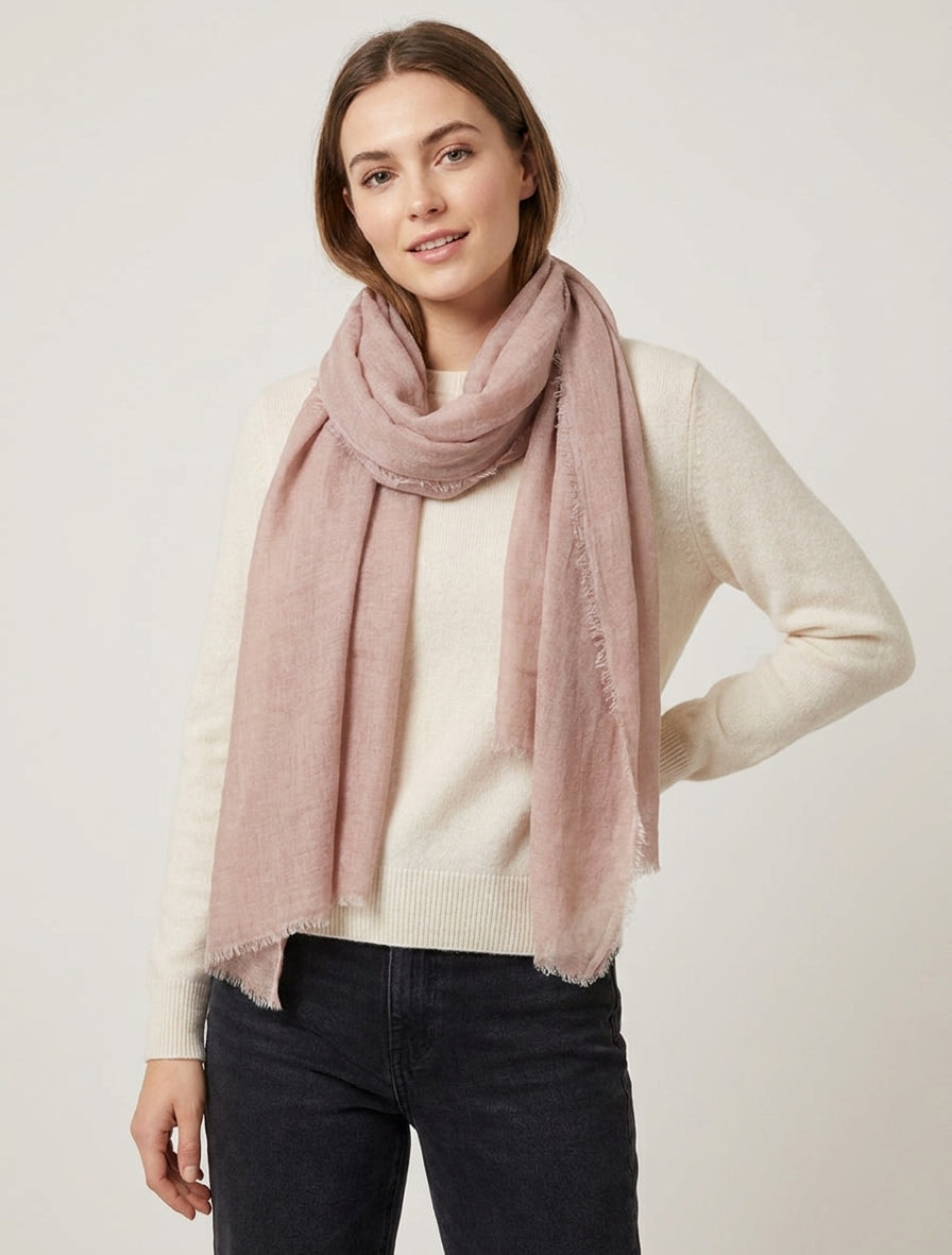 Echarpe unie à bords effilochés - Rose poudré