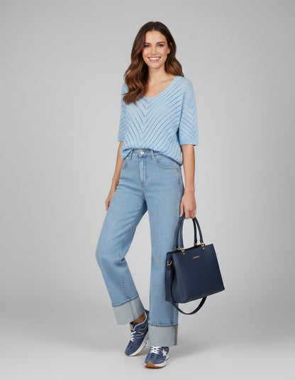 Look Menana
