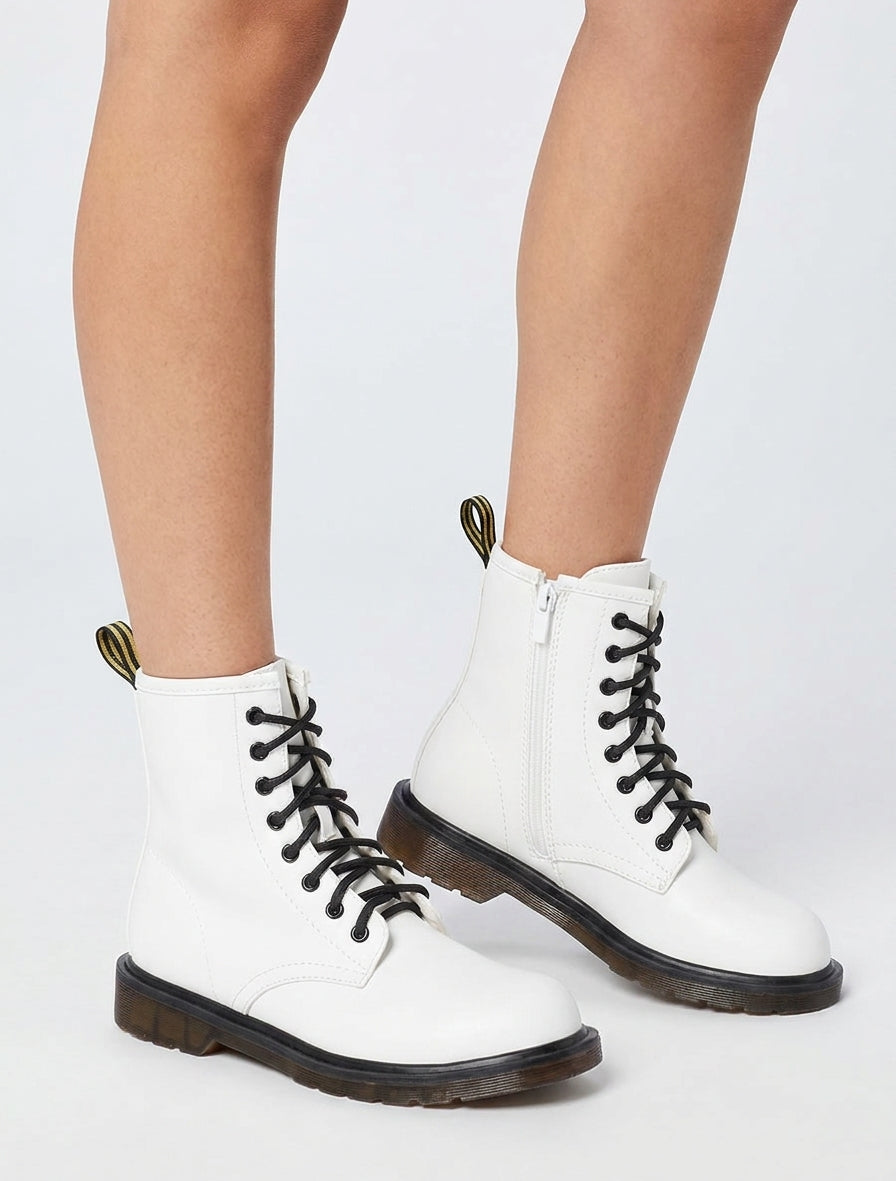 Boots montantes lacées en simili - Blanc