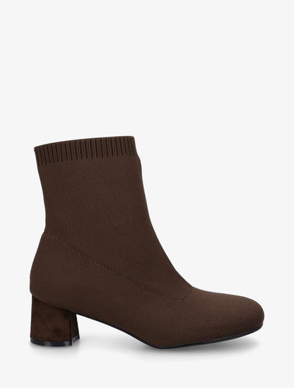 Bottines style chaussettes en tissu côtelé - Marron - 1