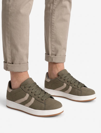 Baskets effet nubuck à bandes dentelées - Kaki