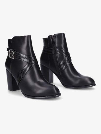 Bottines à talon et sangles croisées - Noir - 4